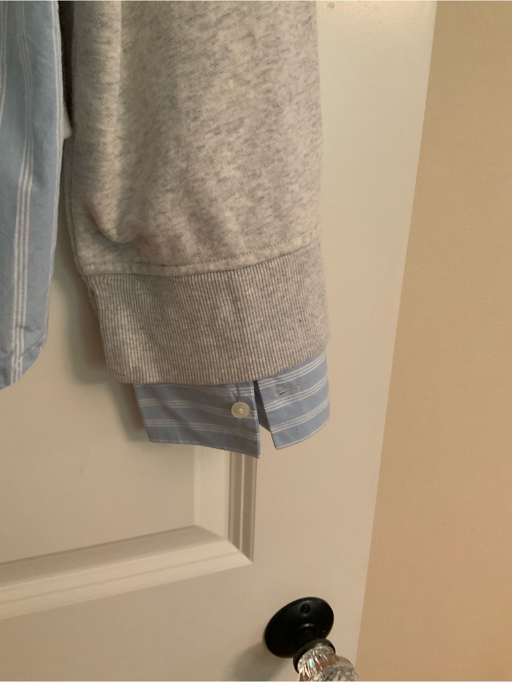 Ann Taylor Weekend Gray Sweatshirt + Blue Striped Button Down Combo Top XL - Picture 5 of 10